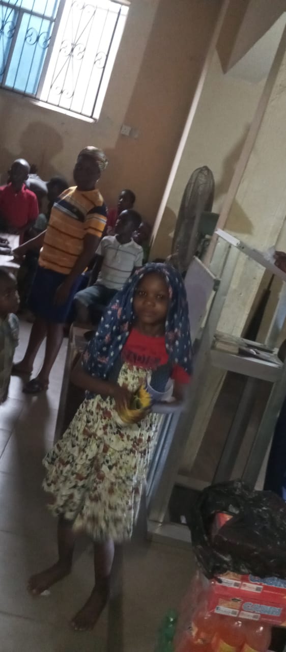 Community outreach and support visit by the Ojemba and Sam Foundation