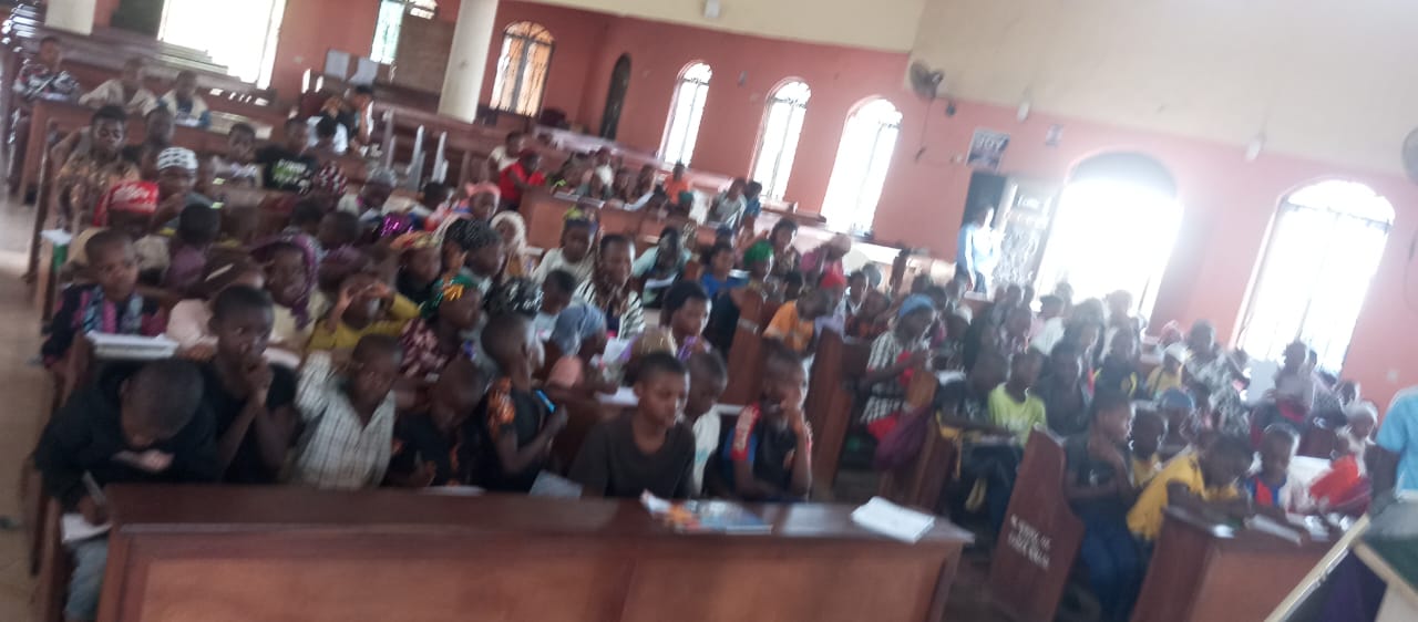 Community outreach and support visit by the Ojemba and Sam Foundation