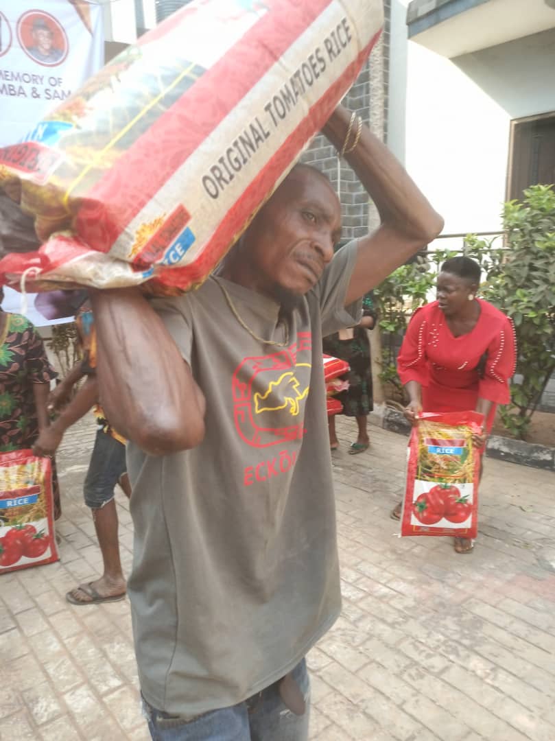 Food drive distribution by the Ojemba and Sam Foundation