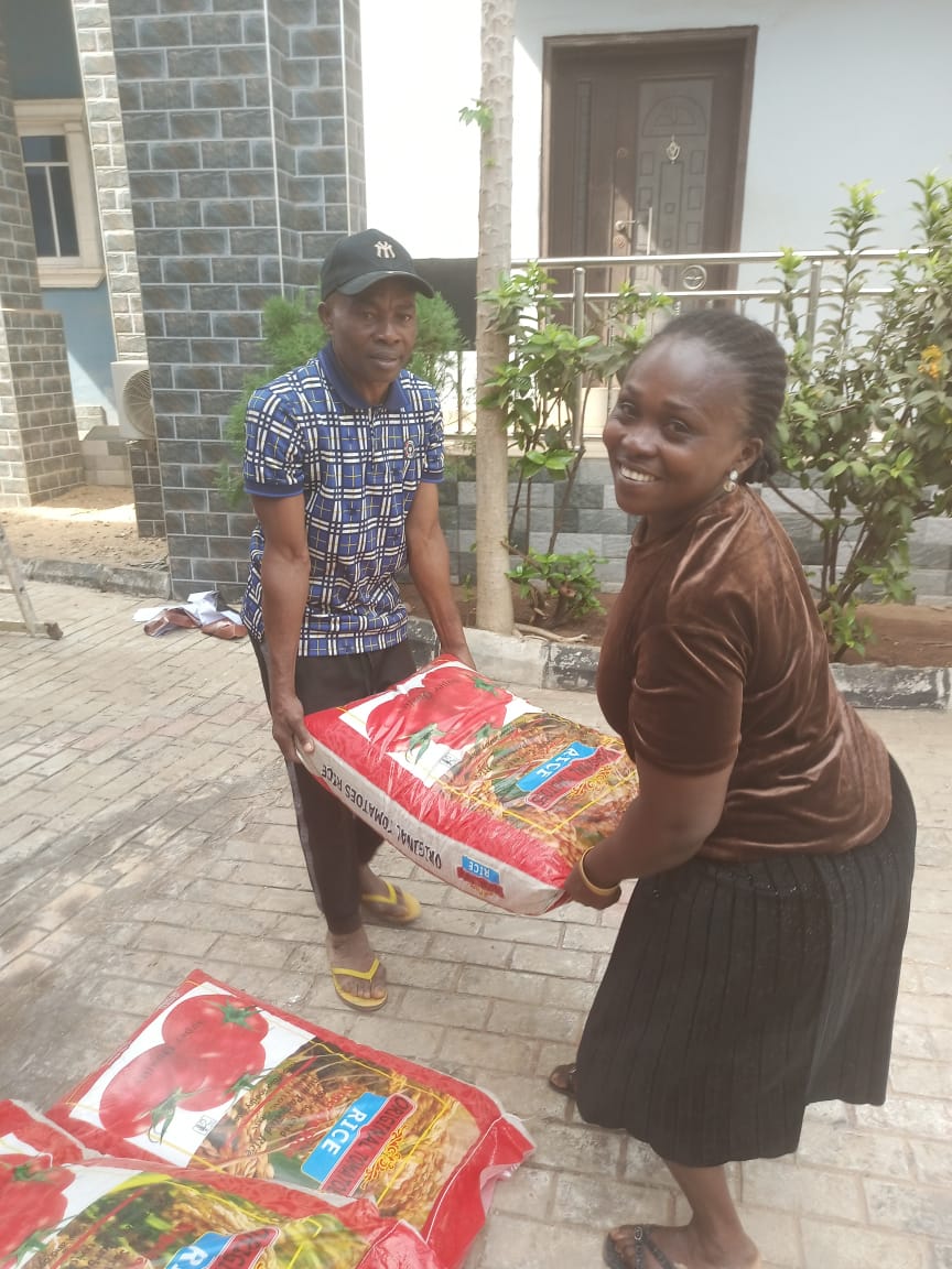 Food drive distribution by the Ojemba and Sam Foundation