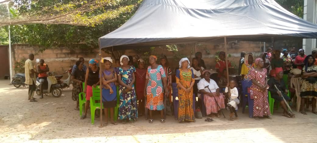 Food drive distribution by the Ojemba and Sam Foundation