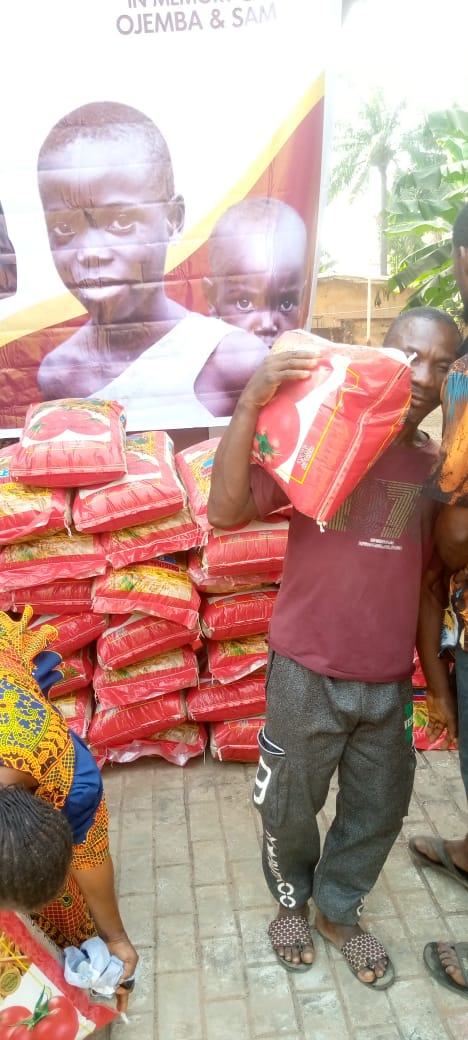 Food drive distribution by the Ojemba and Sam Foundation