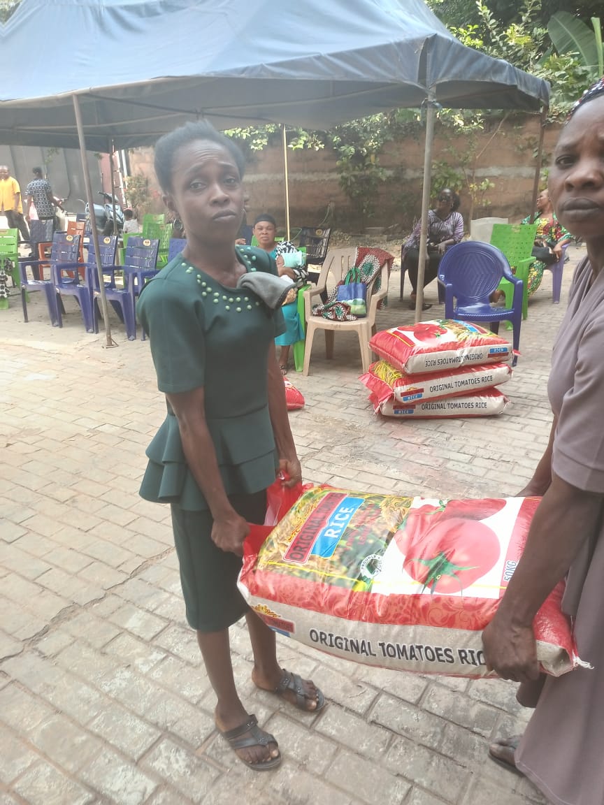 Food drive distribution by the Ojemba and Sam Foundation