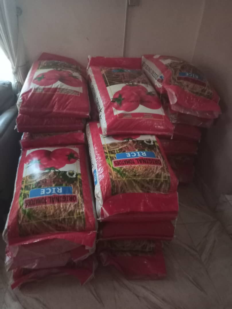 Food drive distribution by the Ojemba and Sam Foundation