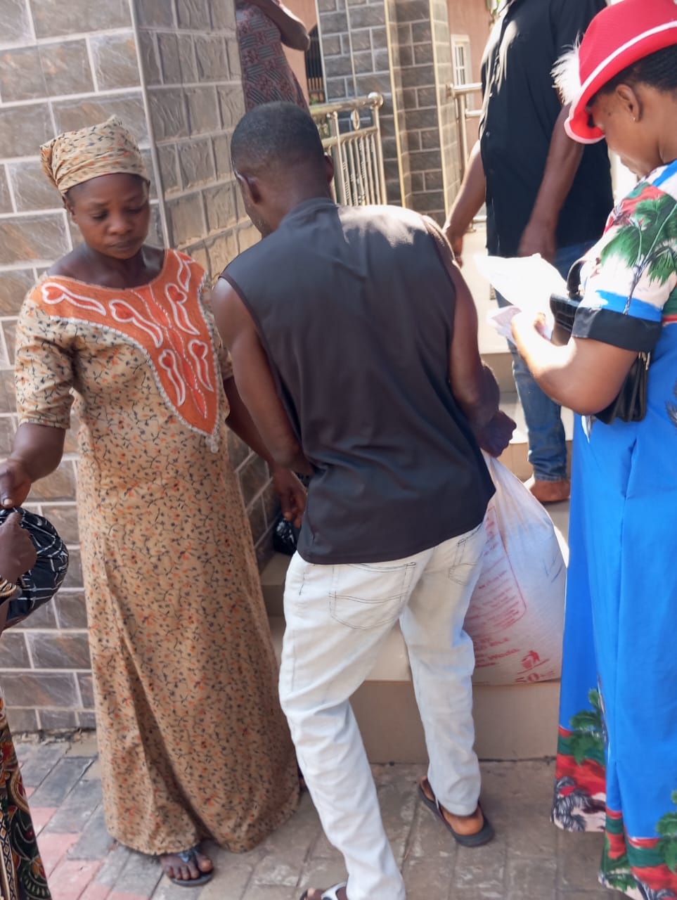 Food drive distribution by the Ojemba and Sam Foundation