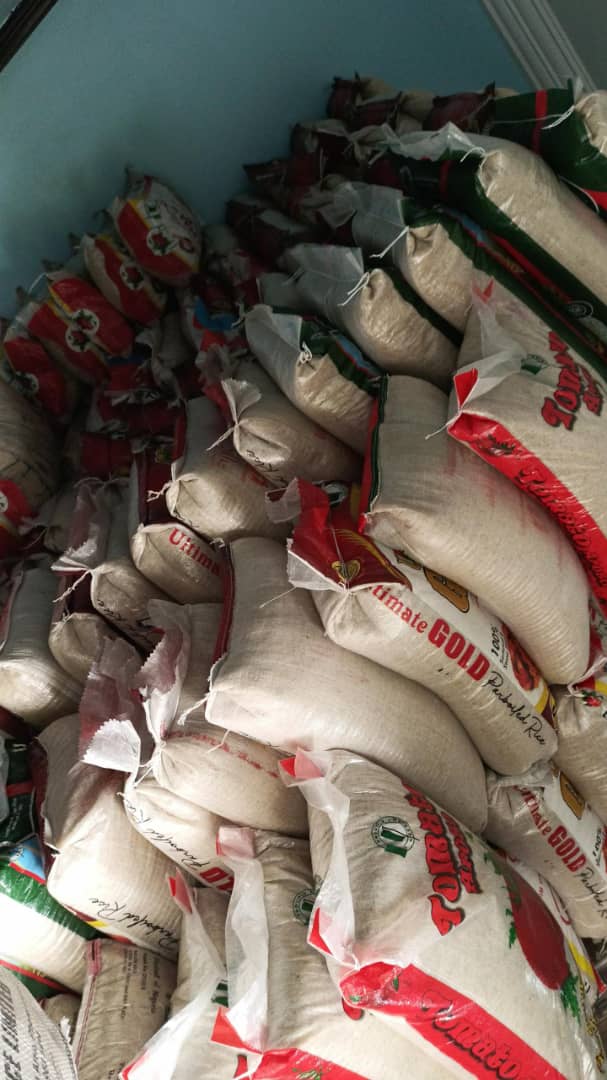 Food drive distribution by the Ojemba and Sam Foundation