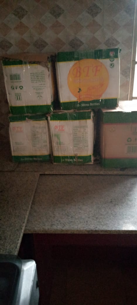 Food drive distribution by the Ojemba and Sam Foundation