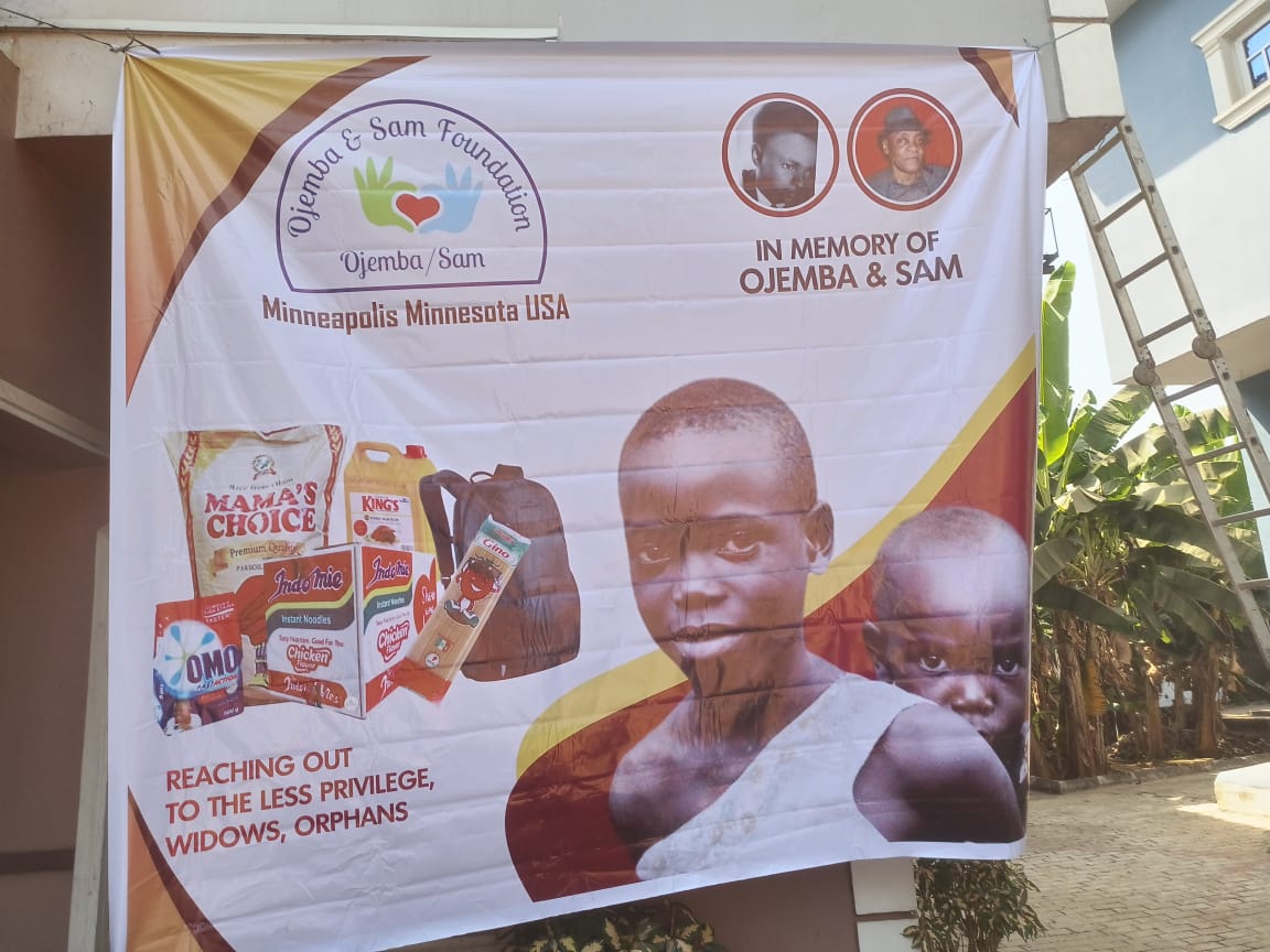 Food drive distribution by the Ojemba and Sam Foundation